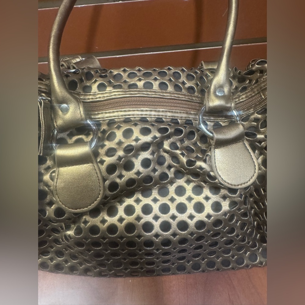 Elegant Metallic Satchel with Perforated Design - Picture 5 of 9